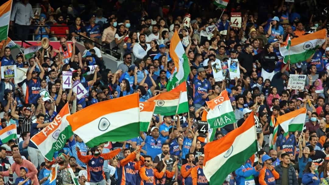 T-20 WORLD CUP :  भारत ने इंग्लैंड को 169 रन का दिया टारगेट… हार्दिक पांड्या  ने खेली धुआंधार पारी …. कोहली और हार्दिक के  अर्धशतक से बना 169 रन … जाने  मैच का हाल…. । चमन बहार