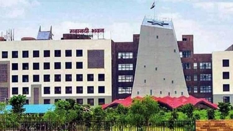 CG-IAS ट्रांसफर : एक दर्जन IAS का राज्य सरकार ने जारी किया आदेश…कई कलेक्टर बदले गए…IAS रानू साहू का भी तबादला… देखें किन्हें कहां की जिम्मेदारी मिली….। चमन बहार