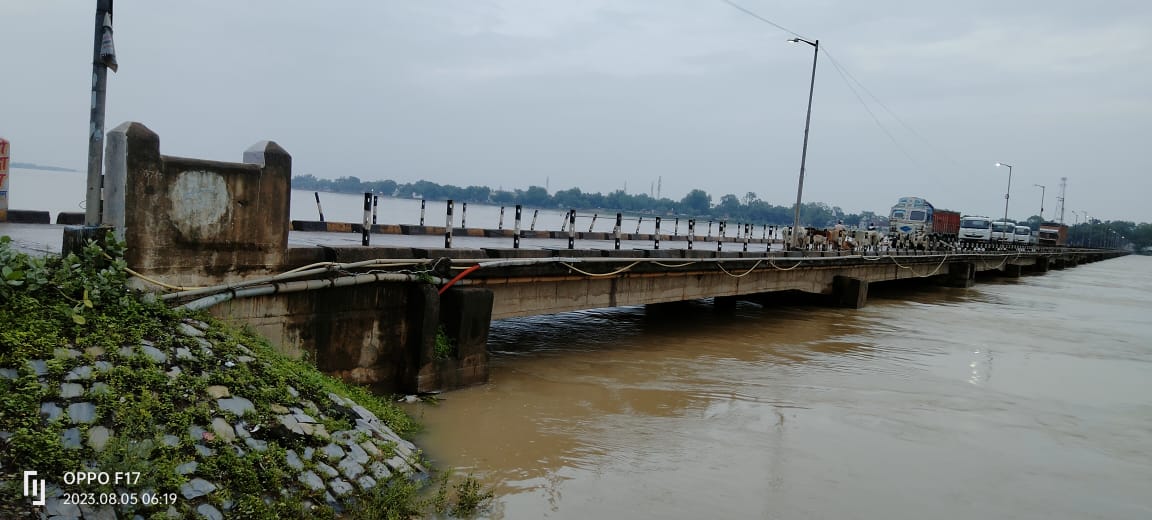 शिवरीनारायण : महानदी का जलस्तर अब इतना… पढ़ें पूरी खबर…। चमन बहार